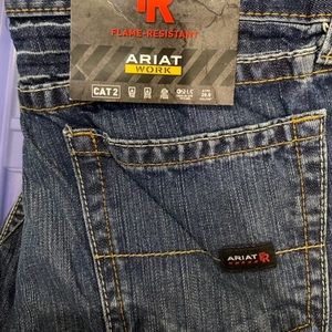 Brand new with tags Ariat Men’s Flame resistant M4 jeans. Size 35/36.